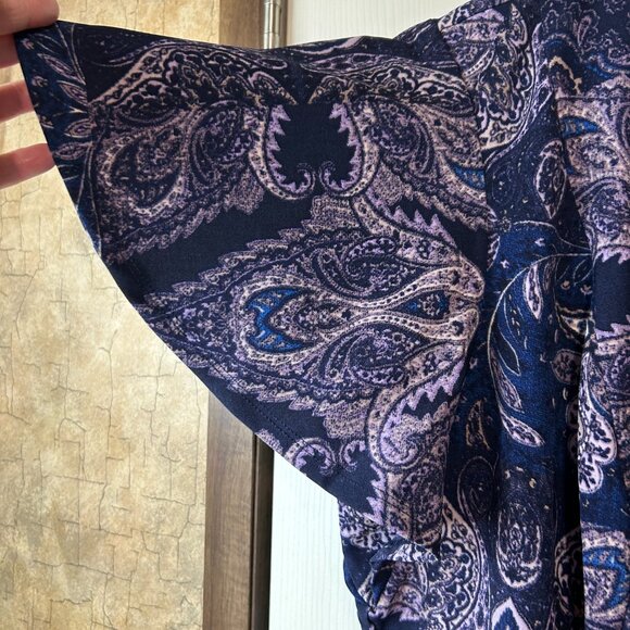 Lane Bryant Lena V-Neck Level-Hem Short Sleeve Midi Dress. Size 16PET. (1176) - Picture 6 of 8